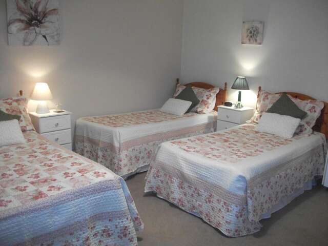 Отели типа «постель и завтрак» Rocksberry Bed & Breakfast Каслбар-46